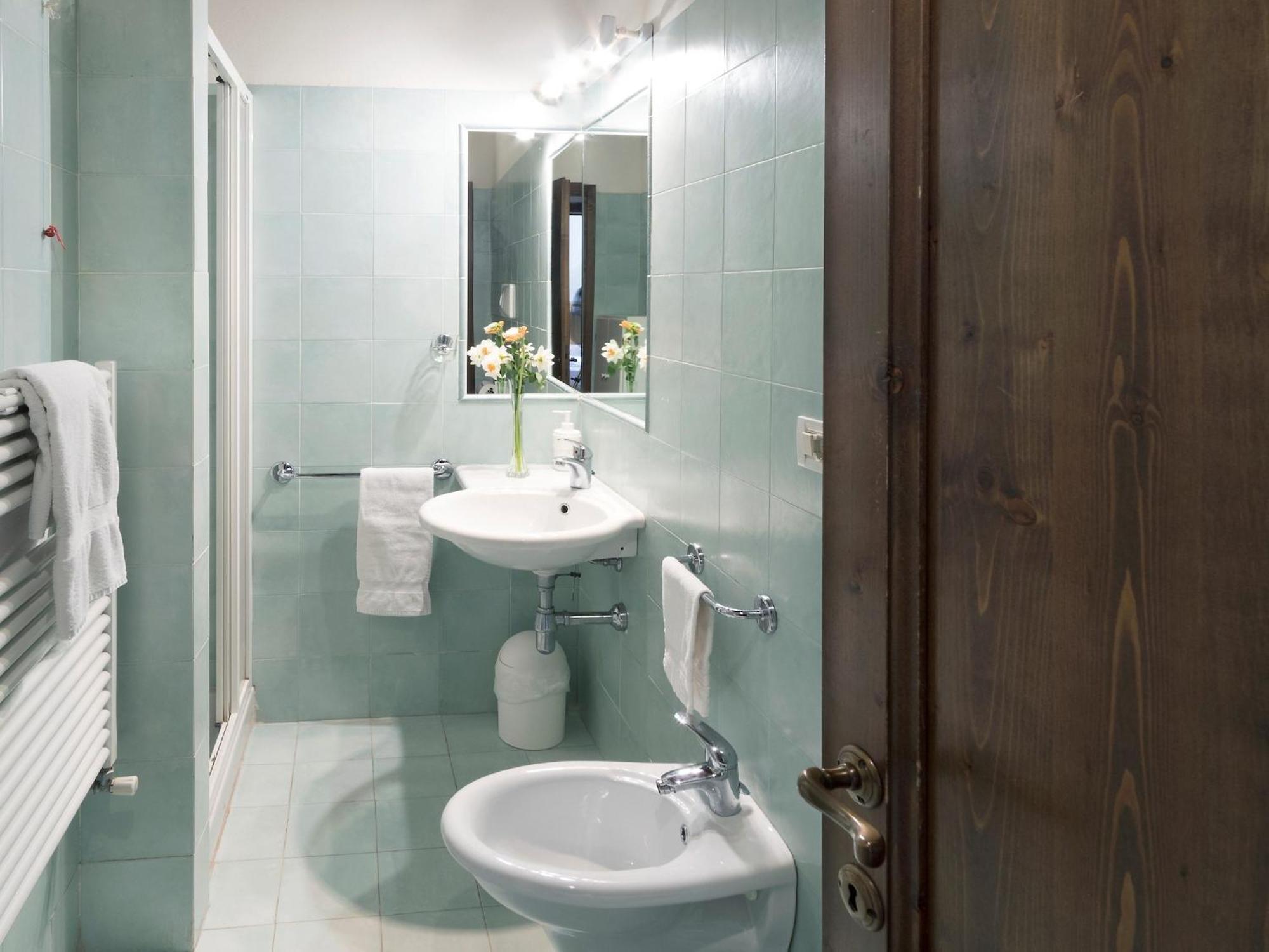 Pleasant Apartment With Swimming Pool Garden Bbq Parking Lucolena in Chianti Екстериор снимка