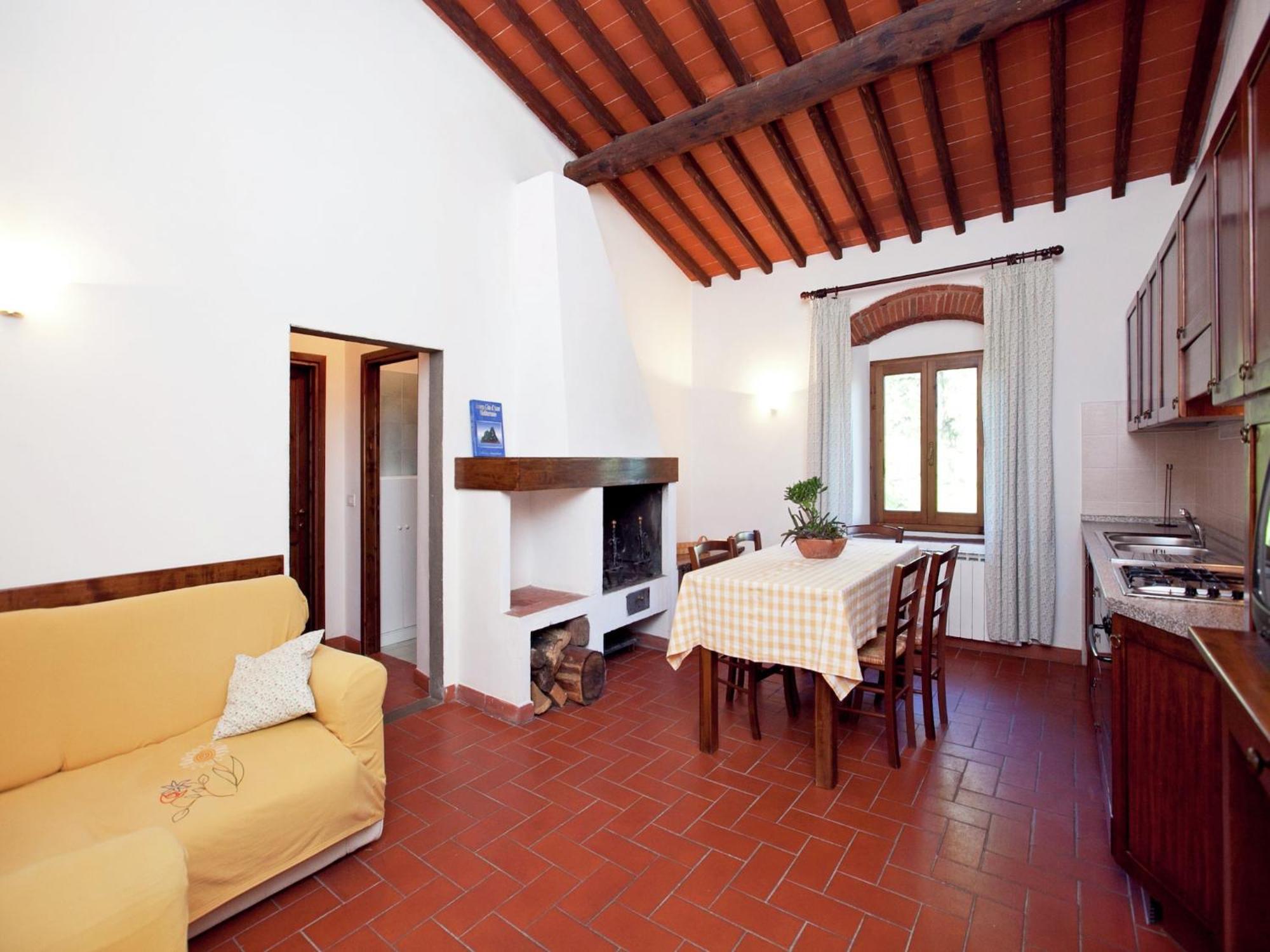 Pleasant Apartment With Swimming Pool Garden Bbq Parking Lucolena in Chianti Екстериор снимка