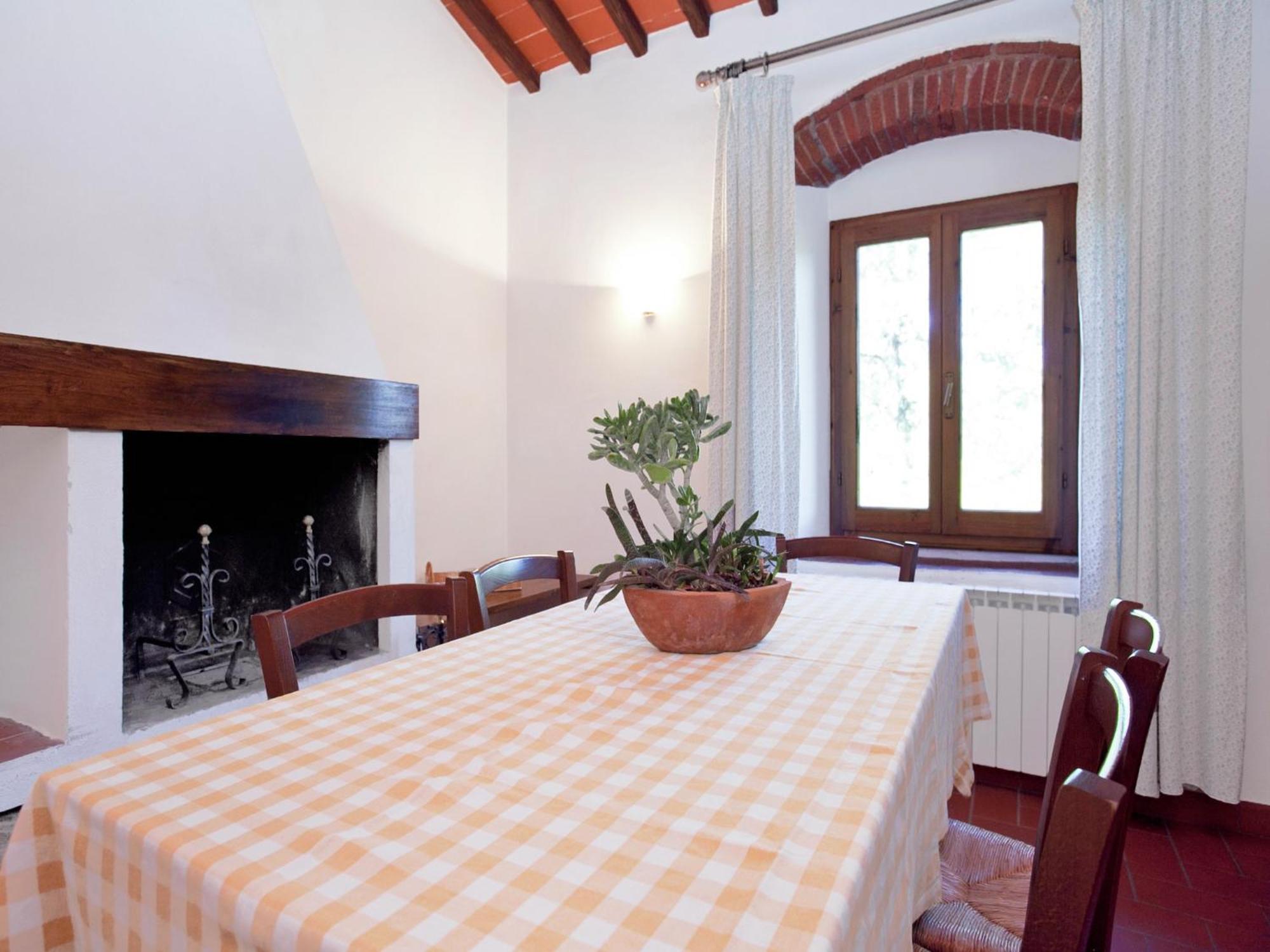 Pleasant Apartment With Swimming Pool Garden Bbq Parking Lucolena in Chianti Екстериор снимка