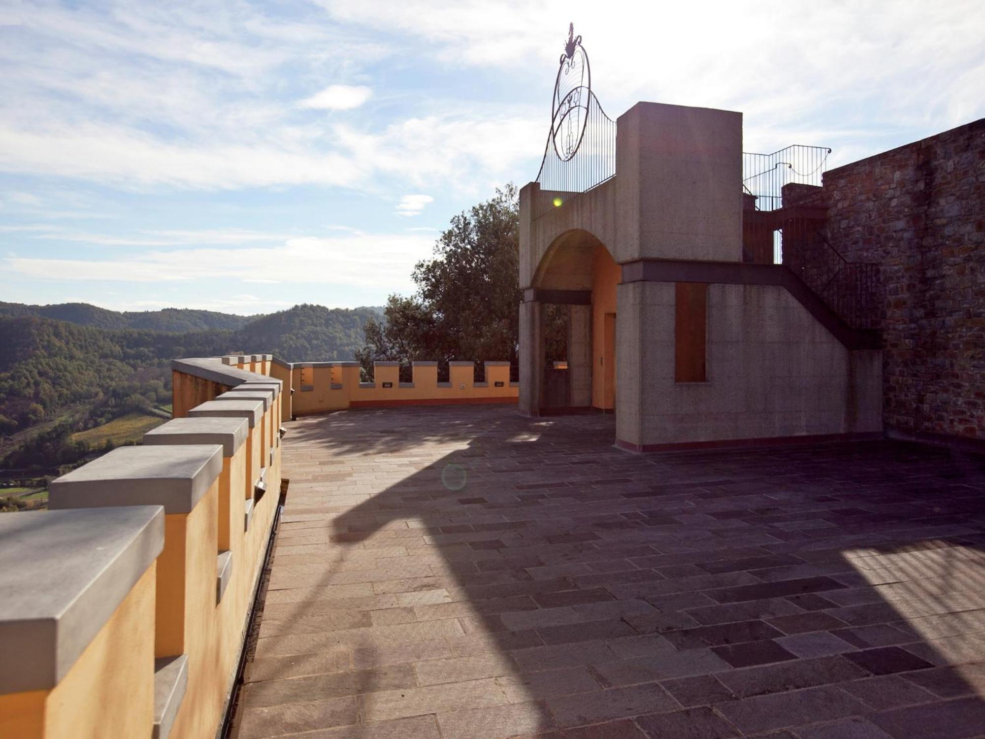 Pleasant Apartment With Swimming Pool Garden Bbq Parking Lucolena in Chianti Екстериор снимка