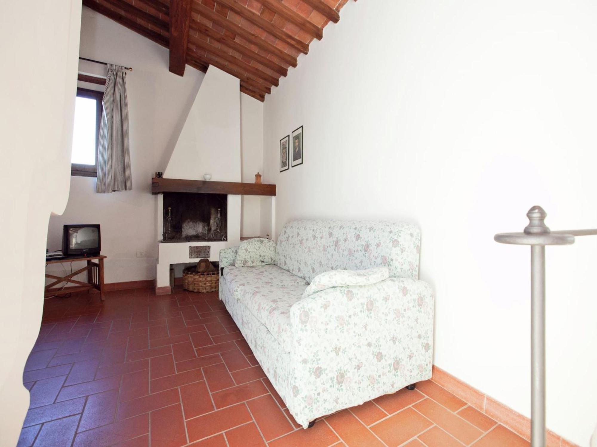Pleasant Apartment With Swimming Pool Garden Bbq Parking Lucolena in Chianti Екстериор снимка