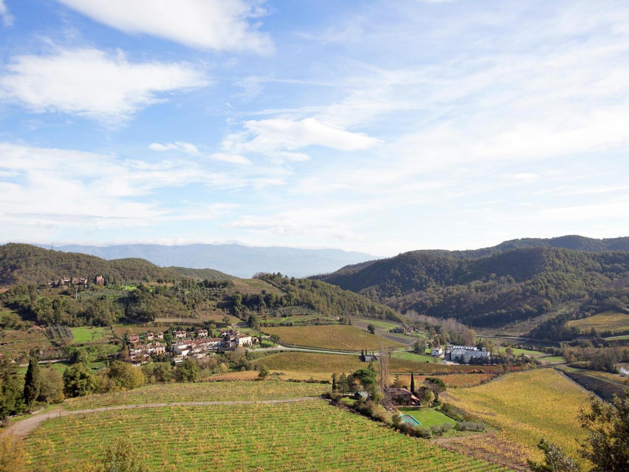 Pleasant Apartment With Swimming Pool Garden Bbq Parking Lucolena in Chianti Екстериор снимка