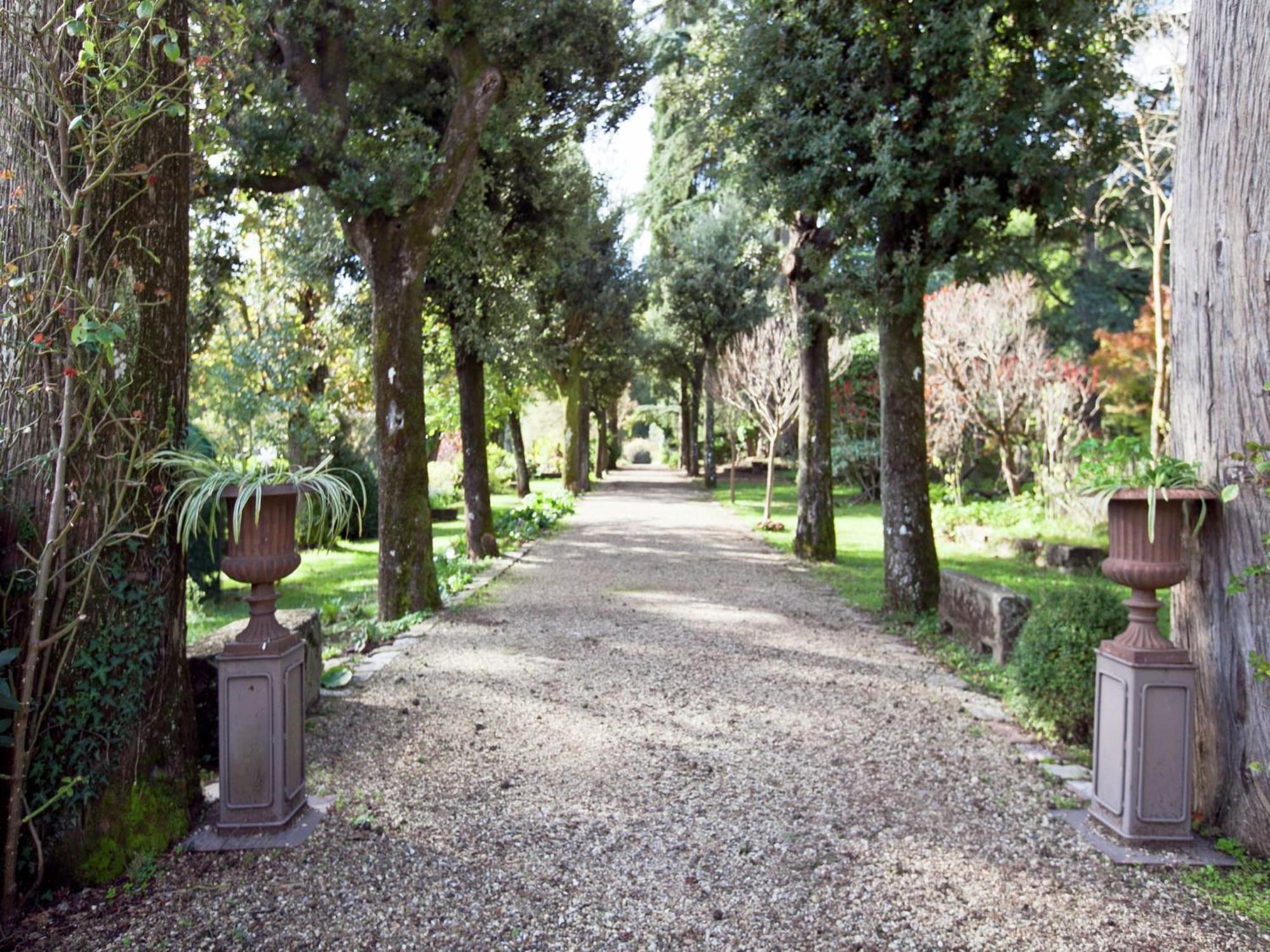 Pleasant Apartment With Swimming Pool Garden Bbq Parking Lucolena in Chianti Екстериор снимка